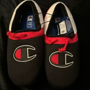 Men NWT Champion slippers #2